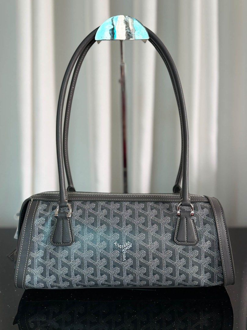 ❣️Goyard Bonnie ❣️ (Category: Shoulder Bags) located in Manila. Submitted by annmacalua (Listing ID 1461707448, Image 1). Description: .