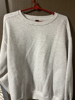 (Category: ) located in . Submitted by closetclearx (Listing ID 1461644724, Image 1). Description: .