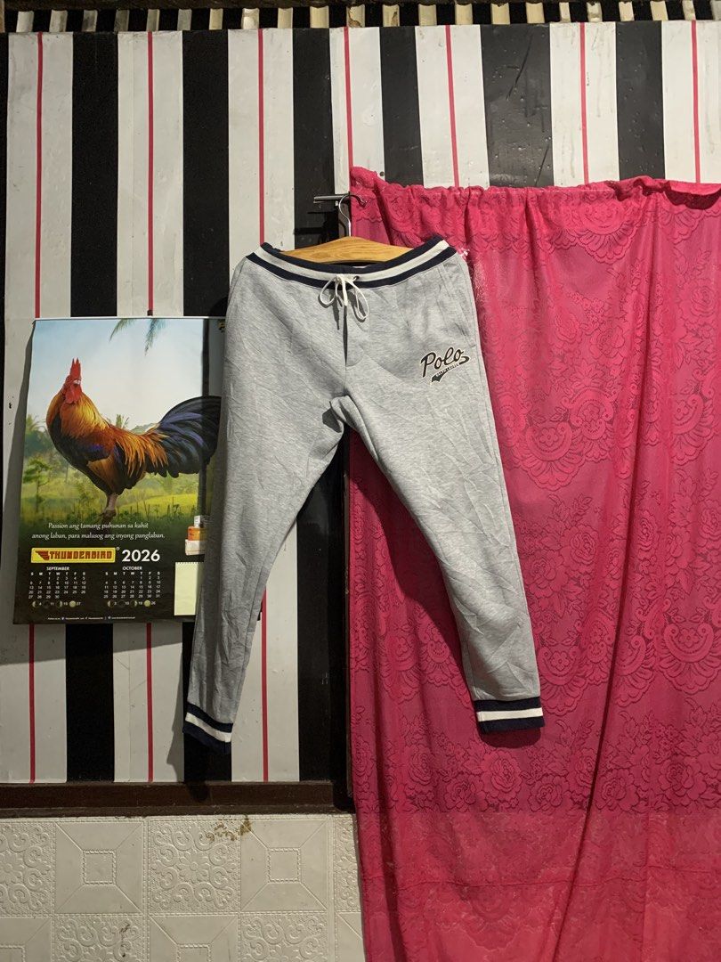Grey Ralph Lauren Jogger Pants (Category: Joggers) located in Iligan City. Submitted by kierrehv (Listing ID 1461685563, Image 1). Description: Grey Ralph Lauren Jogger Pants 9.8/10 cr 28-31W(stretchable) x 37L S on tag No issues.