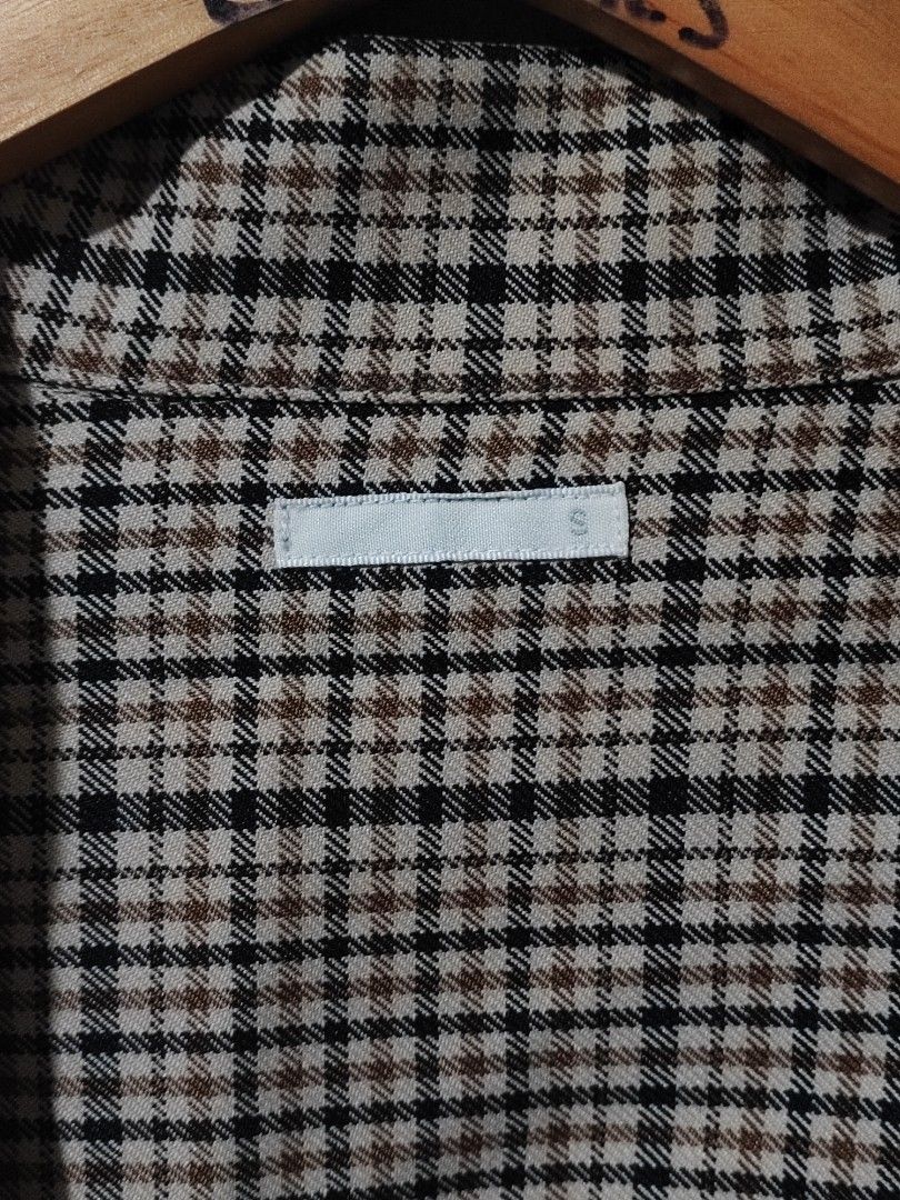 GU CHECKERED JACKET (Category: Coats, Jackets and Outerwear) located in Iloilo. Submitted by gooddimes (Listing ID 1461700642, Image 3). Description: GU Checkered Jacket Authentic Oversize Boxy Fittings With 2 front pockets Size on tag: Small Dimes: 23Wx26L Issue/s: None Color rate: 10/10 Like new condition ₱750 Reminders: - All items are thrifted, please manage your expectations - Color may vary due to lighting - Please wash before using the ite