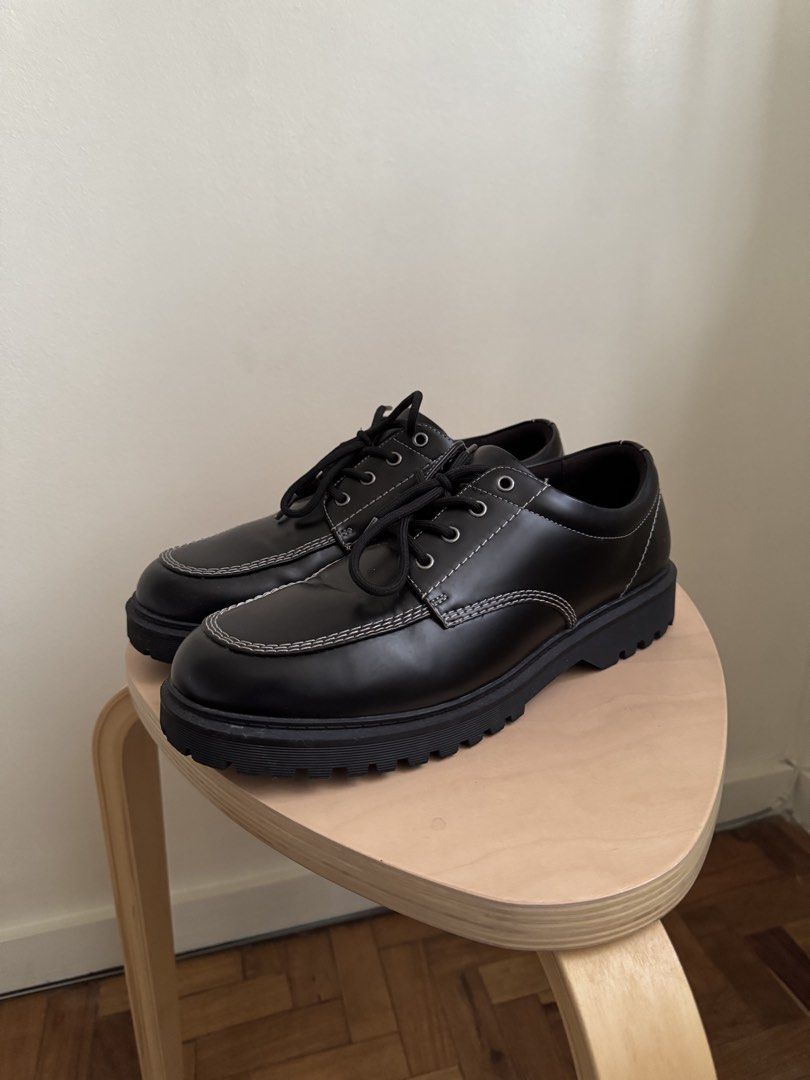 GU Derby Shoes (Category: Casual Shoes) located in Quezon City. Submitted by raremountain.19d94e (Listing ID 1461792445, Image 3). Description: Worn a few times. No box. No sole seps, no heel drags. Add shipping fee. .