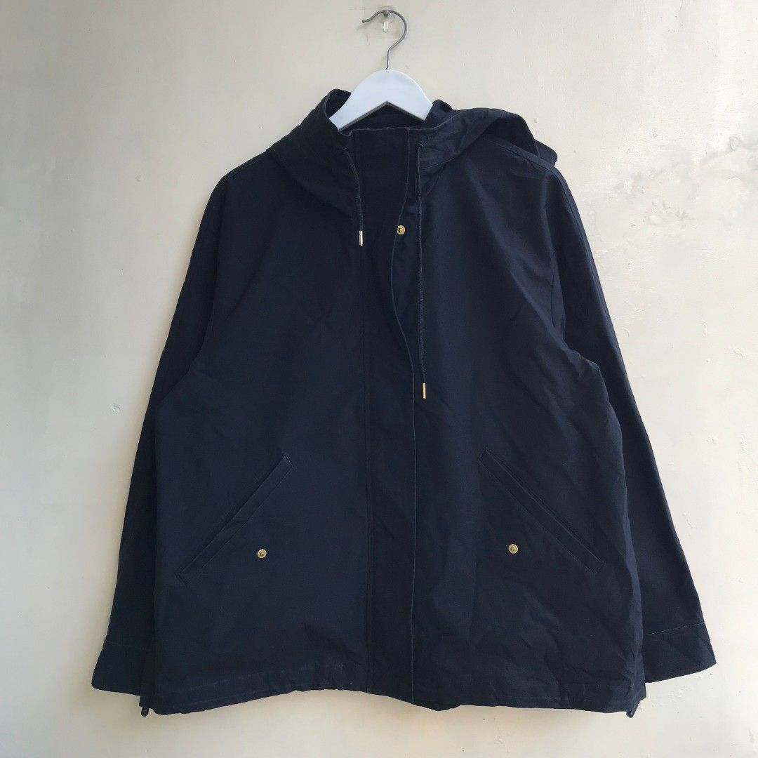 GU Mountain Parka (Category: Coats, Jackets and Outerwear) located in Caloocan City. Submitted by _eunoiaa (Listing ID 1461632535, Image 2). Description: GU Mountain Parka Dimes: 24x26.5" (back length: 28") Xl on tag Excellent condition No issue fixed + sf.