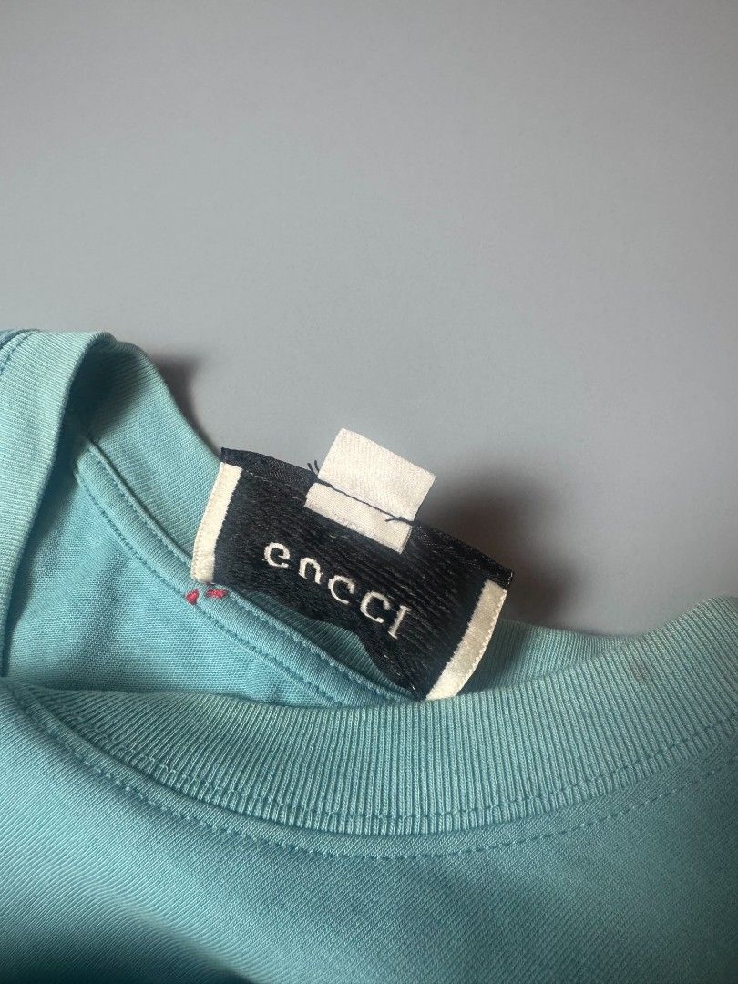 GUCCI MARILYN MONROE (Category: Tshirts & Polo Shirts ) located in San Pedro. Submitted by jv_aman_ (Listing ID 1461766305, Image 3). Description: .