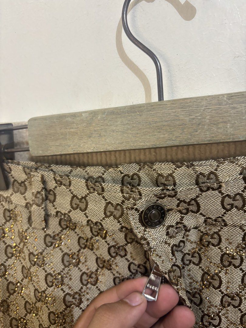 Gucci Monogram Skirt (Category: Skirts) located in San Fernando. Submitted by jyyyshytt (Listing ID 1461785578, Image 3). Description: Excellent condition Removed main tag and care label Color rate:9.5/10 Dimensions:W28 L16.