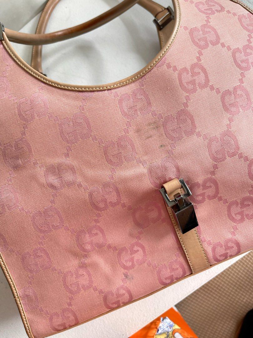 Gucci vintage canvas tote (Category: Luxury Bags & Wallets) located in Manila. Submitted by marcxxx (Listing ID 1461688494, Image 2). Description: - with certificate of authenticity - Delivery or meet up at Salcedo area .