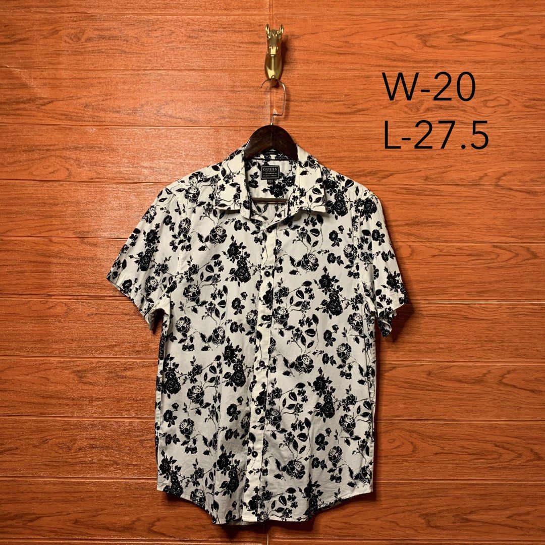 Guess Slim Fit Black Roses Button down (Category: Formal Shirts) located in Quezon City. Submitted by donklasiko (Listing ID 1461575937, Image 2). Description: Condition: 9.5+/10 Pristine condition Issue: non Refer to the dimension 🤗 PM FOR MORE DETAILS NO RETURN, NO EXCHANGE & NO REFUND! ✅I ALSO ACCEPT TRADE/SWAP TO ANYTHING JUST DROP YOUR OFFER Please manage your expectations, this is a secondhand item. What you see is what you get 😊 💵MOP: G