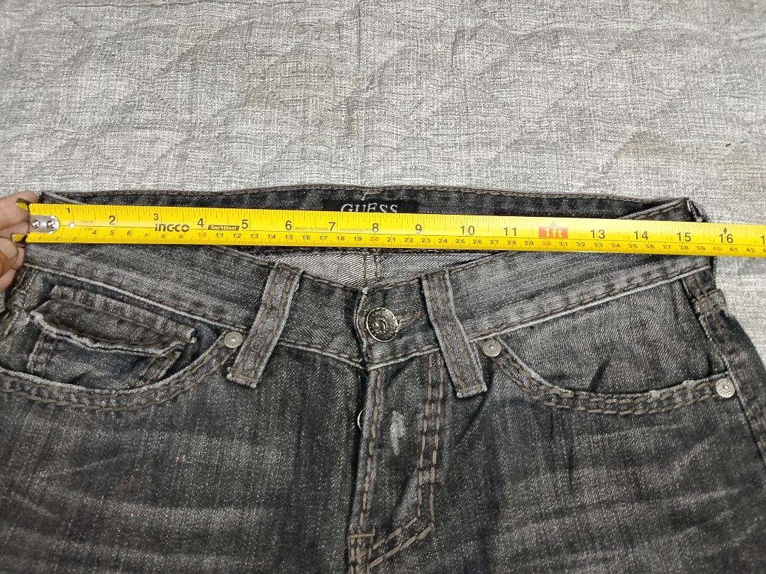 Guess Y2k Falcon Slim boot/flare washed jeans (Category: Jeans) located in Cadiz. Submitted by comradstuff (Listing ID 1461562839, Image 3). Description: Guess Y2k Falcon Slim boot/flare washed jeans waist 31-32" length 43".