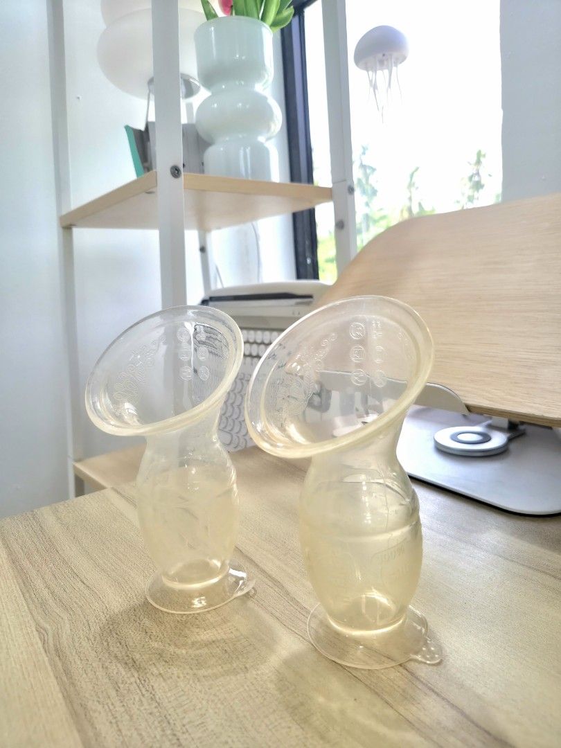 Hakaa Gen 2 Silicone Breast Pump (Category: Breastfeeding & Bottle Feeding) located in Koronadal. Submitted by shineubs (Listing ID 1461610924, Image 1). Description: 600 for 2 .