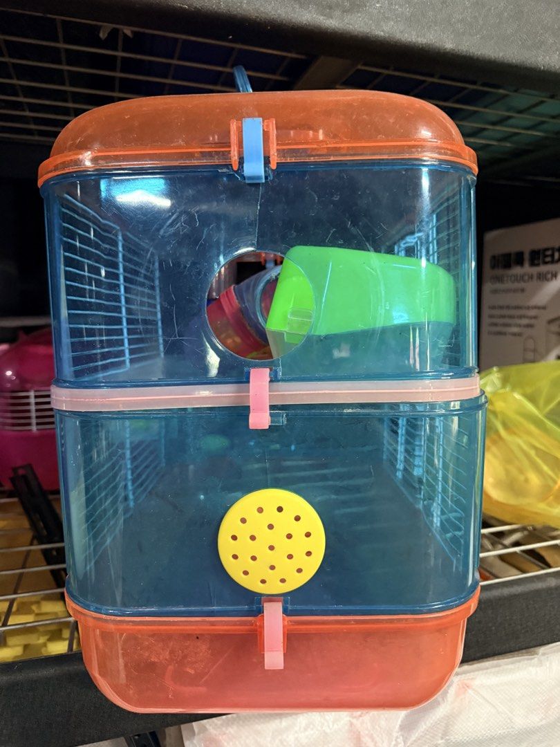 Hamster cage 2 level FREE (Category: Homes & Other Pet Accessories) located in San Juan City. Submitted by jerliu (Listing ID 1461642051, Image 3). Description: 2 level hamster cage WYSIWYG Accessories included.