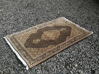 (Category: ) located in . Submitted by rock_off.thriftshop.ph (Listing ID 1461633368, Image 1). Description: .