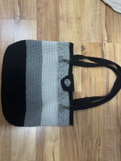 (Category: ) located in . Submitted by lisa.hanani (Listing ID 1461650424, Image 1). Description: .