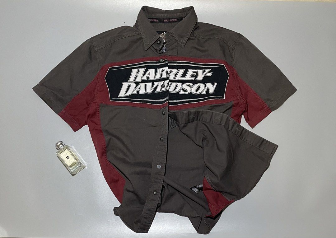 HARLEY DAVIDSON BUTTON DOWN (Category: Tshirts & Polo Shirts ) located in Cebu City. Submitted by drippinthrift (Listing ID 1461711009, Image 3). Description: HARLEY DAVIDSON BUTTON DOWN🏍️ Size Medium Widht 22 / Lenght 28 As new No issue Price + Shipping Fee🛒 Cebu City📍 Via J&T / MAXIM🚚.