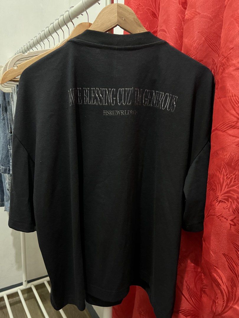 Hassuru Black Graphic T-Shirt (Category: Tshirts & Polo Shirts ) located in Manila. Submitted by kalinumerouno (Listing ID 1461753824, Image 2). Description: .