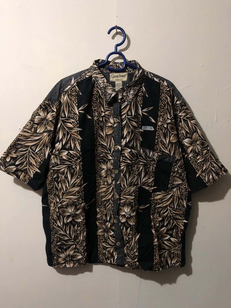 Hawaii Polo Shirt (Category: Tshirts & Polo Shirts ) located in Manila. Submitted by wildshark-33d3 (Listing ID 1461674829, Image 1). Description: Authentic Excellent condition No issue.