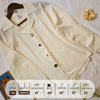 (Category: ) located in . Submitted by vitorieclothing_lifestyle (Listing ID 1461715981, Image 1). Description: .