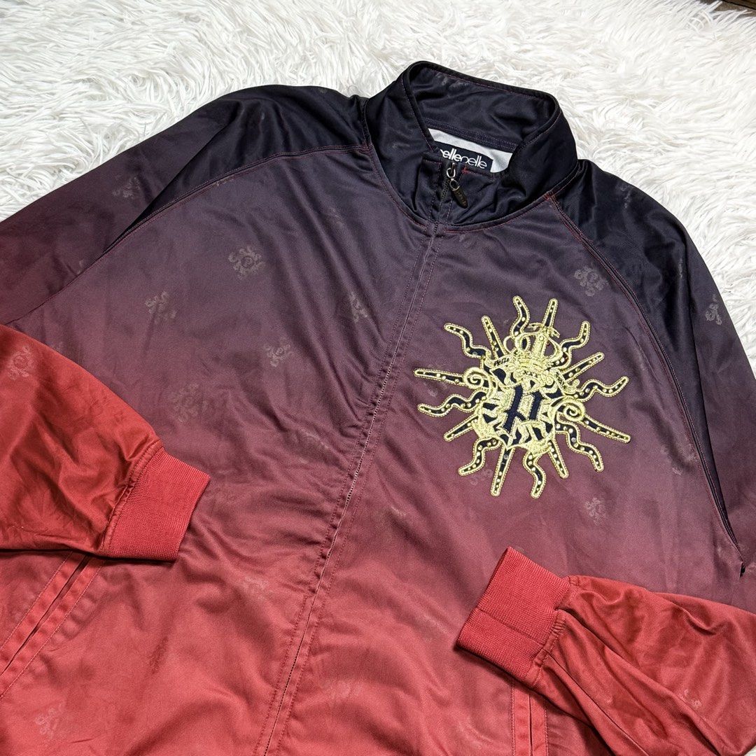 Hiphop / G-wear (Category: Coats, Jackets and Outerwear) located in Baguio. Submitted by sellingtonshop (Listing ID 1461575378, Image 2). Description: r1. Pelle pelle track jacket Size: XL Dimes: 31*28 Condition: good as new Issue: none Mine: 680 Steal: 780 Grab: 880.