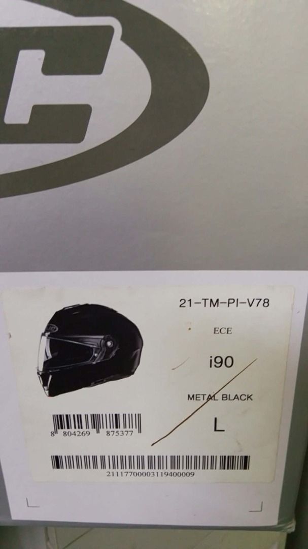 HJC Helmet i90 (Category: Helmets and other Riding Gears) located in Caloocan City. Submitted by jaaang2 (Listing ID 1461599911, Image 3). Description: HJC Helmet i90 Ref : 21-TM-PI-V78 Color : Black Size : Large Price : 9k SRP : 11,090.