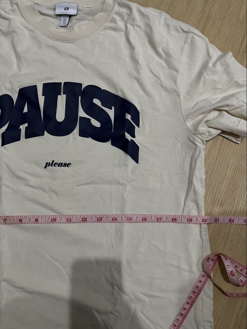 h&m (Category: Tshirts & Polo Shirts ) located in Manila. Submitted by daonechosennn (Listing ID 1461669572, Image 3). Description: .