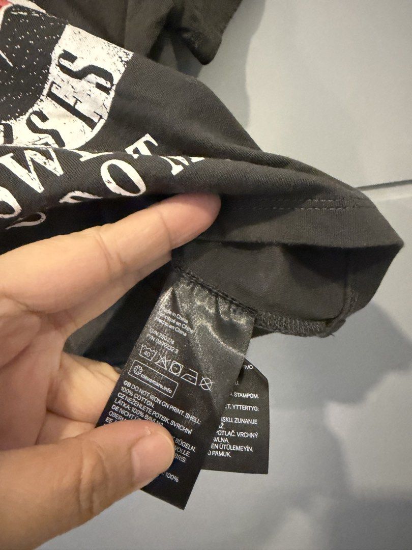 H&M BABY DARK GRAY TSHIRT (4-6m) (Category: Babies & Kids Fashion) located in Lipa City. Submitted by upcycle_alley (Listing ID 1461678448, Image 3). Description: .