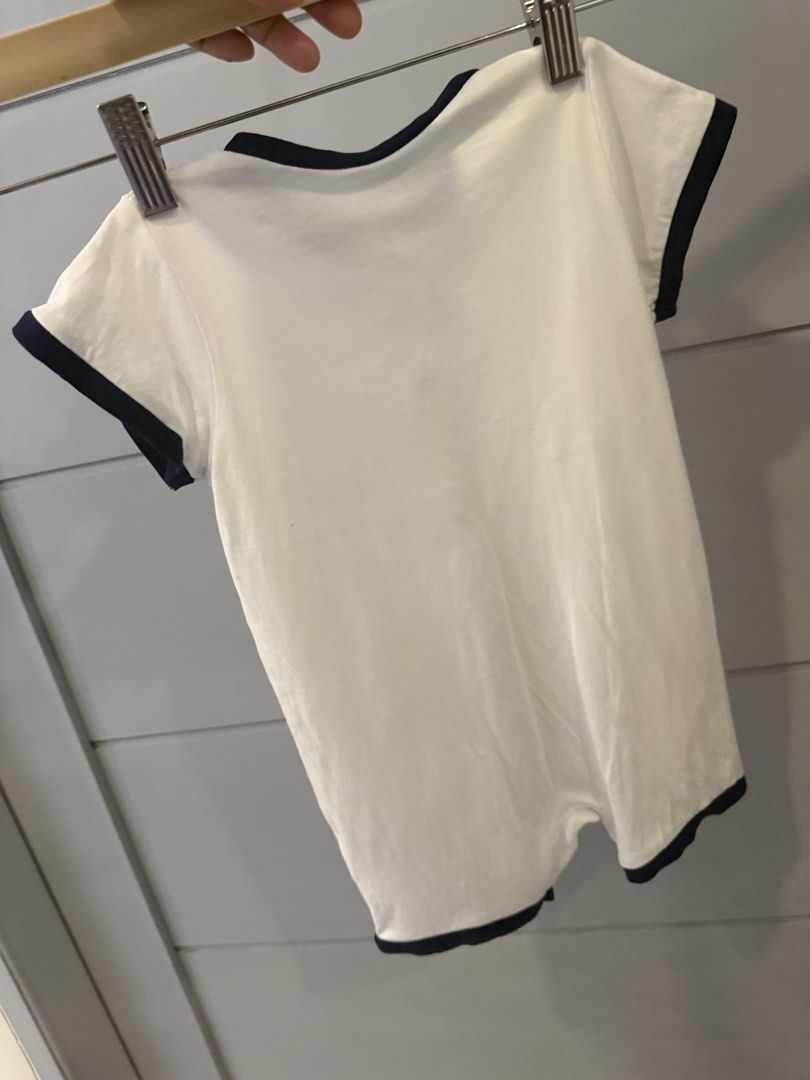H&M BABY WHITE ROMPER (9-12m) (Category: Babies & Kids Fashion) located in Lipa City. Submitted by upcycle_alley (Listing ID 1461674605, Image 3). Description: .