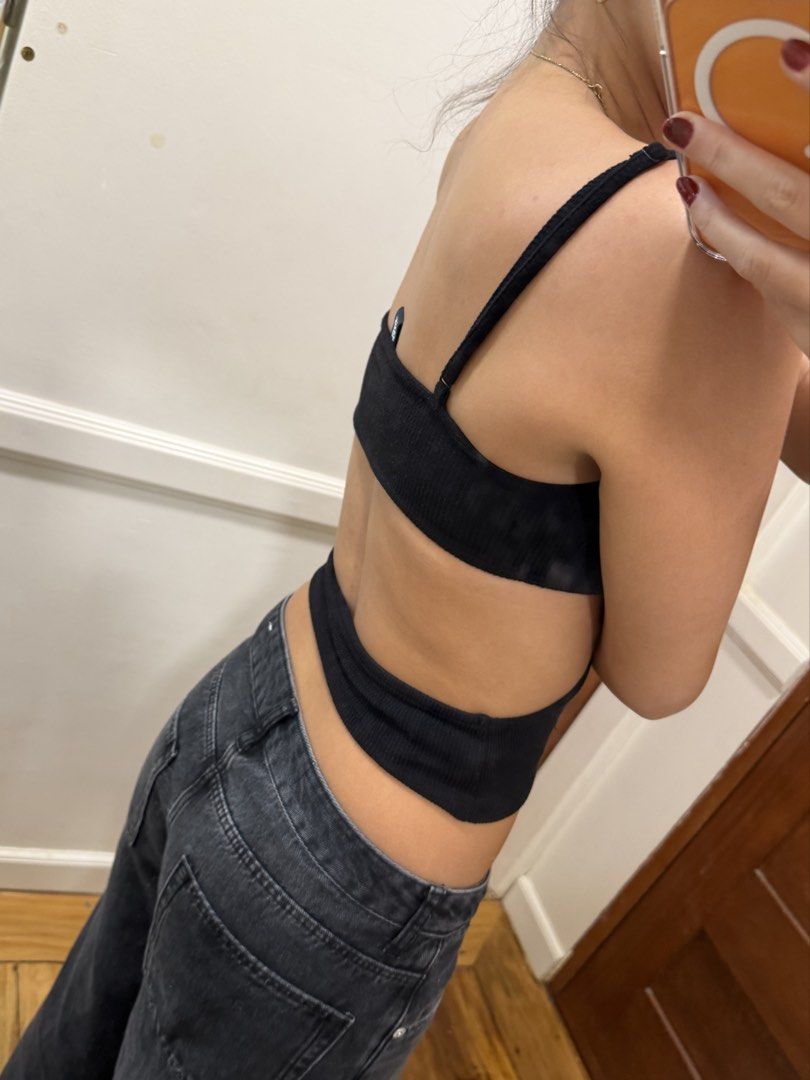 H&M Cut-Out Top (Category: Others Tops) located in Manila. Submitted by beysclosett (Listing ID 1461768133, Image 2). Description: - only used once - good condition .