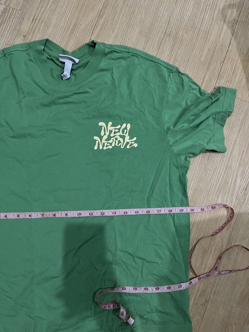 h&m shirt (Category: Tshirts & Polo Shirts ) located in Manila. Submitted by daonechosennn (Listing ID 1461669203, Image 3). Description: .