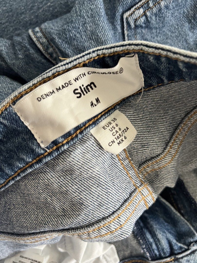 H£M Slim Jeans (Category: Jeans) located in San Juan City. Submitted by shop.r (Listing ID 1461638538, Image 3). Description: .