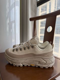 hoka 系列波鞋 Collection item 1