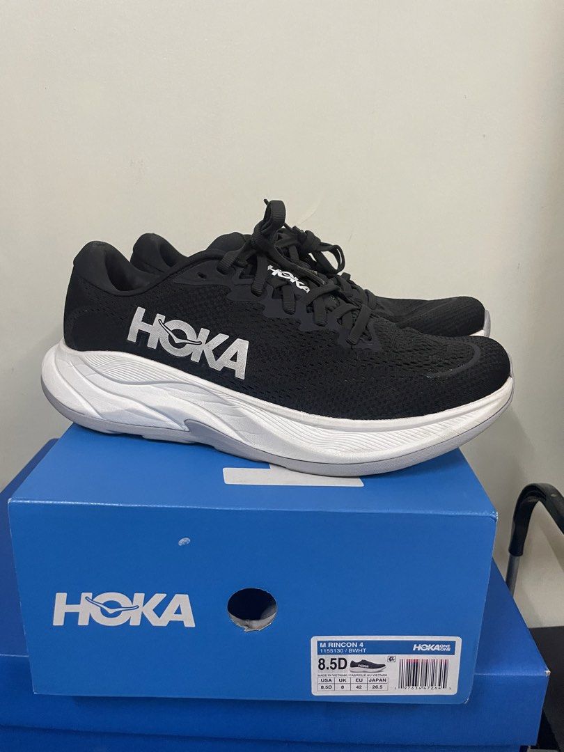 Hoka Rincon 4 Black/White US8.5 (Category: Sneakers) located in Quezon City. Submitted by drake0302 (Listing ID 1461774283, Image 3). Description: For sale: hoka rincon 4 black/white US8.5 , complete with box , 2025 purchase , local release , authentic.