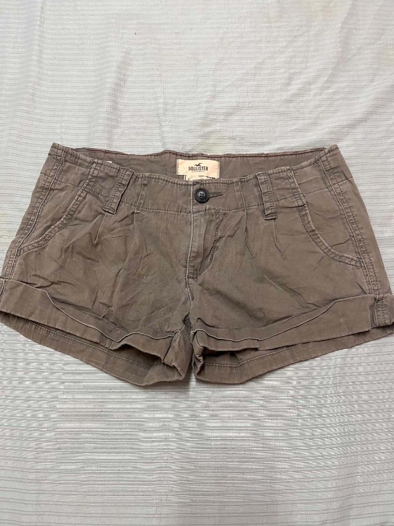 HOLLISTER MICRO SHORT (Category: Shorts) located in Davao. Submitted by phantommaru_102910 (Listing ID 1461583184, Image 1). Description: .
