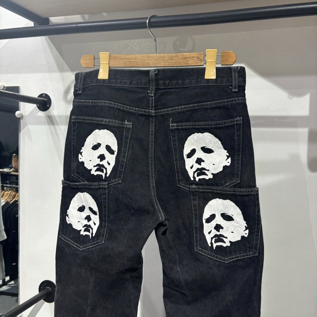 Horror y2k Bob Myers pants (Category: Jeans) located in Bambang. Submitted by heats777 (Listing ID 1461690027, Image 3). Description: Excellent condition No issue Size: M on tag .