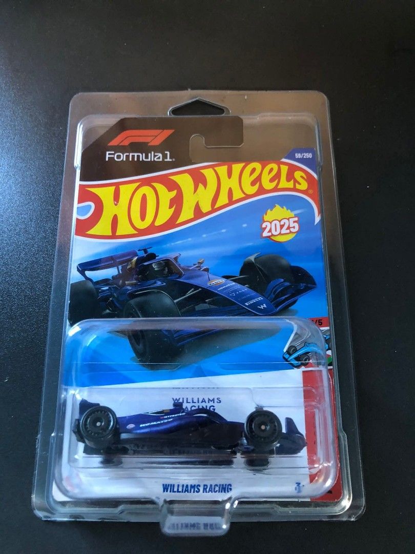 Hotwheels F1 Williams Racing (Category: Vehicle & Diecast Models) located in Manila. Submitted by ikigaisen (Listing ID 1461700288, Image 1). Description: Comes with the acrylic case.