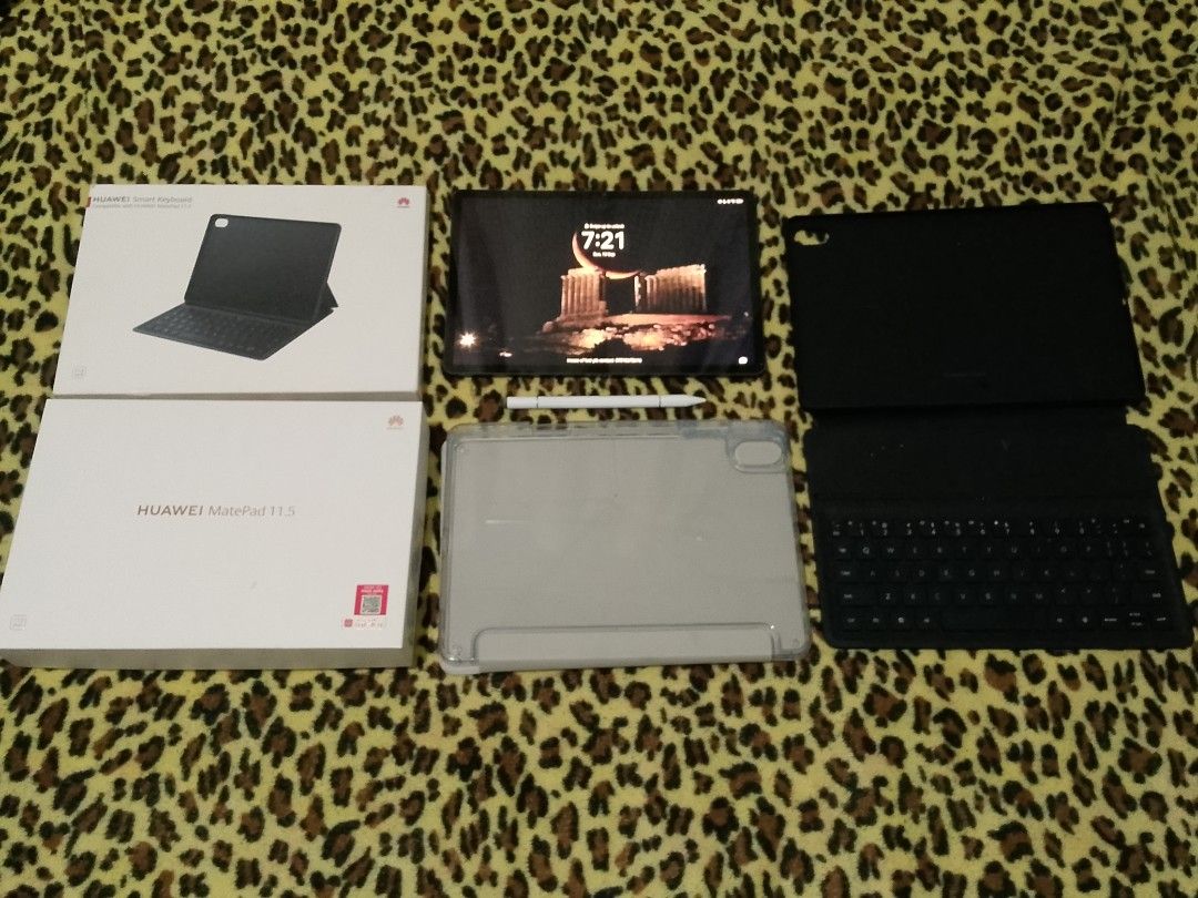 HUAWEI MATEPAD 11.5 WITH KEYBOARD AND CASING (Category: Android) located in Manila. Submitted by samaim996 (Listing ID 1461577218, Image 1). Description: FOR SALE!! 🫶🏻 Huawei MatePad 11.5 2023 128GB WIFI 💰 ₱16,000 negotiable - super clean, no scratches - 128GB LTE - with box - with keyboard - with stylus/pencil - free cases - free keyboard - all working perfectly RFS: not using it anymore + upgrading to a new device MEET UP ONLY !!! PM if inte