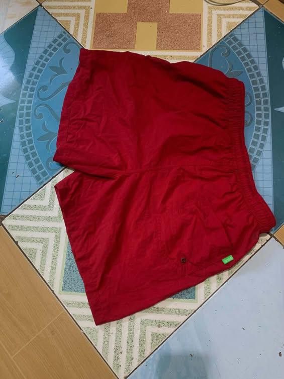 hugo boss nylon shorts (Category: Shorts) located in Manila. Submitted by trustthrift2002 (Listing ID 1461590014, Image 3). Description: hugo boss nylon shorts no issue free size waist up to 36 length 25 leg open 11-12.
