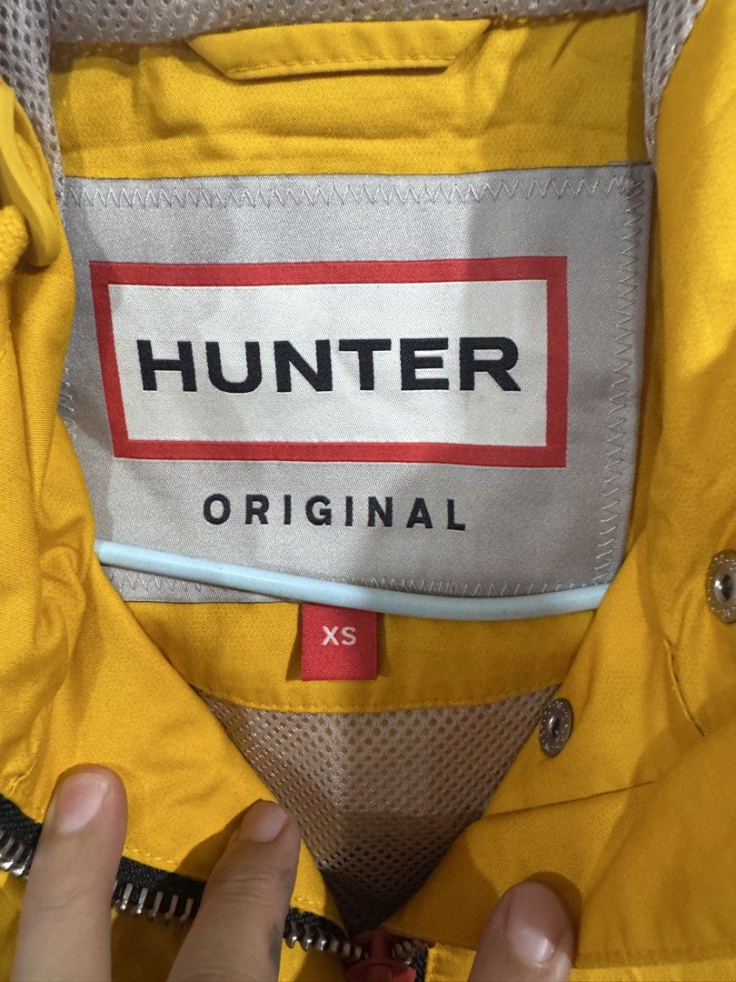 Hunter Original 100% (Category: Coats, Jackets and Outerwear) located in Manila. Submitted by wildbear.e10374 (Listing ID 1461592345, Image 1). Description: Hunter Original 100% good quality will last longer jacket yellow color with zipper and extra lack .