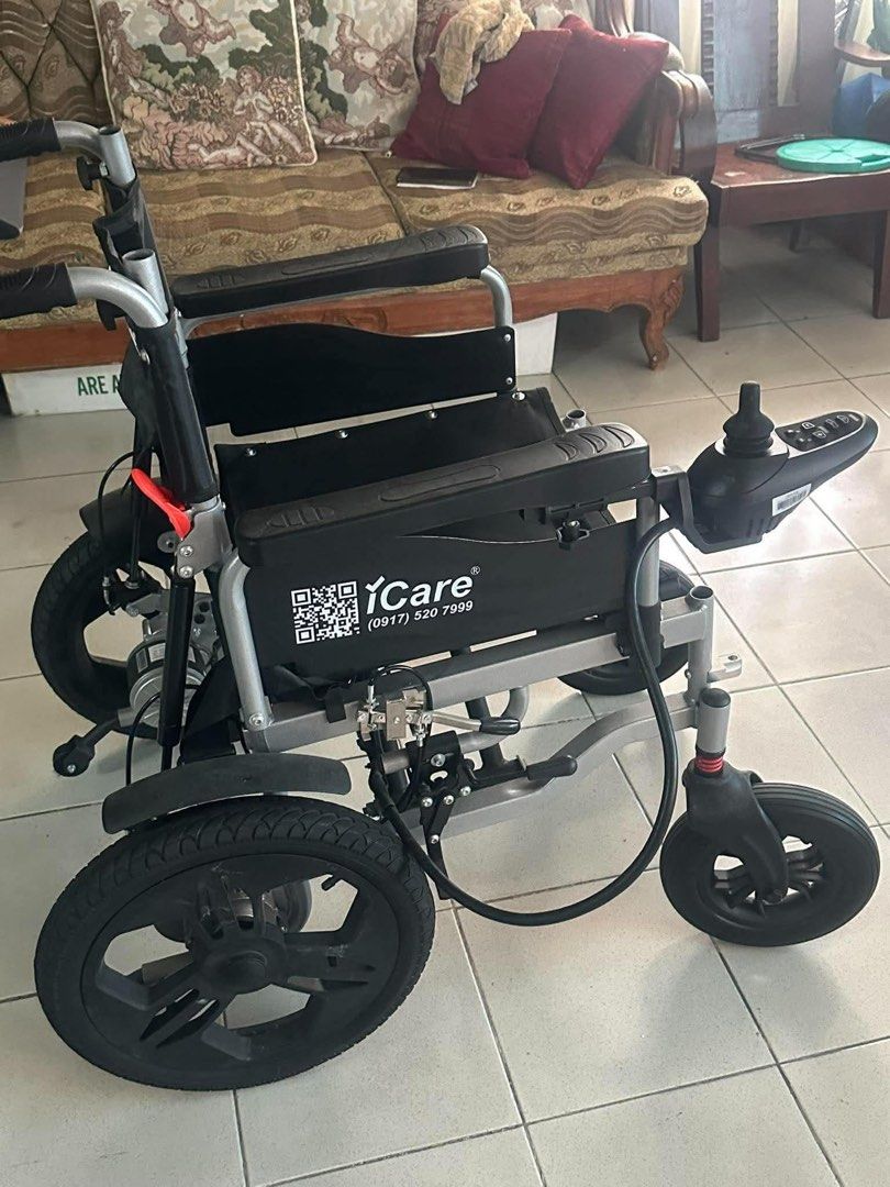 ICARE wheelchair (Category: Wheelchairs) located in Marikina City. Submitted by rosiebaebae (Listing ID 1461660082, Image 3). Description: - used thrice only - no issues, all wheels are working, comfy to sit on RFS: extra and decluttering MOP: Gcash or Cash via meet up .