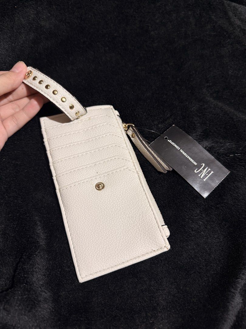 International Concepts Cardholder (Category: Wallets & Card holders) located in Pateros City. Submitted by jnnhfrnndz (Listing ID 1461680167, Image 2). Description: International Concepts (INC) Bnew with tag Nastock lang (I prefer long wallets kasi).