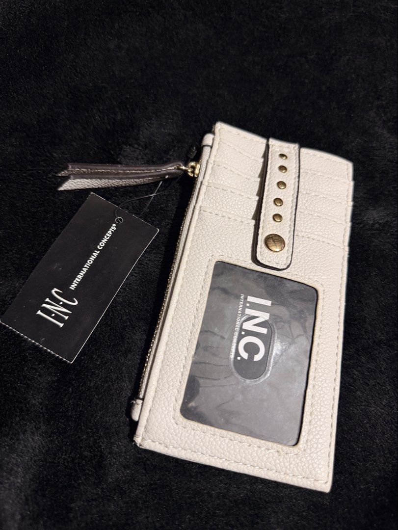 International Concepts Cardholder (Category: Wallets & Card holders) located in Pateros City. Submitted by jnnhfrnndz (Listing ID 1461680167, Image 3). Description: International Concepts (INC) Bnew with tag Nastock lang (I prefer long wallets kasi).