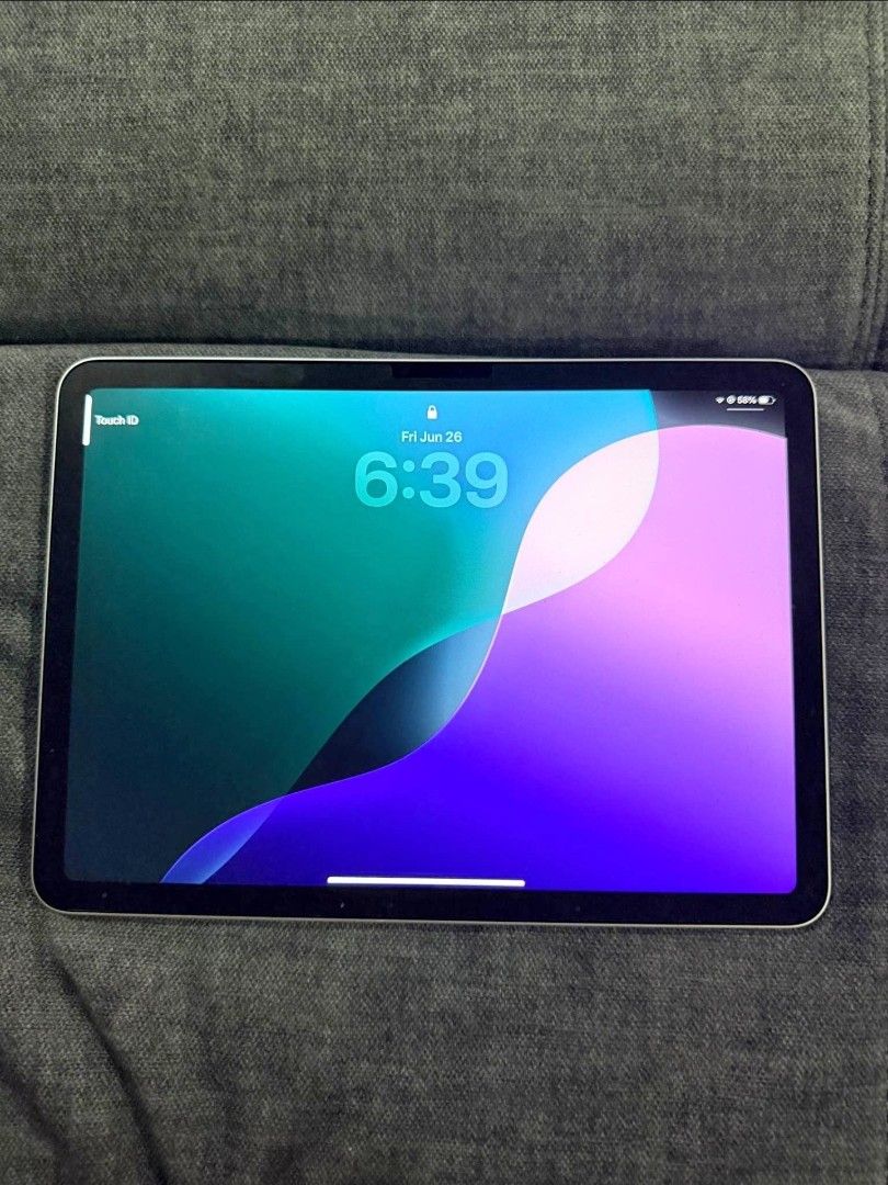 IPAD AIR M3 128GB (Category: iPad) located in Caloocan City. Submitted by khientharv72367 (Listing ID 1461637452, Image 1). Description: iPad Air M3 128gb Bought last October 2025 (still in warranty) Battery Health - 96% Cycle Count - 110 With box & case XUND 2PCS & UGREEN PEN Meetups around SM Novaliches NO SWAP please RFS: Upgrade.