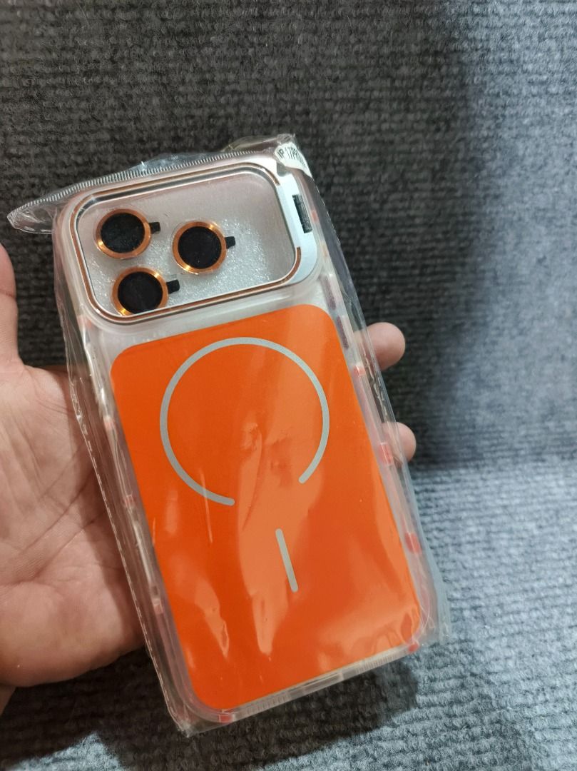 Iphone17 Promax casing (Category: Cases & Sleeves) located in San Leonardo. Submitted by burgossanleonardo.12345 (Listing ID 1461712814, Image 1). Description: For iphone17 promax Brand new Orange color.