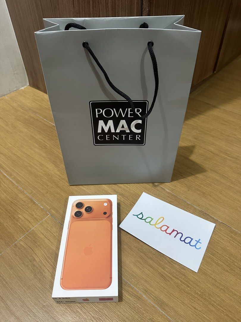 iPhone 17 Pro Max 256GB Brand New (Category: iPhone 17 Series) located in Antipolo. Submitted by s.kwon (Listing ID 1461687274, Image 3). Description: - Apple iPhone 17 Pro Max - 256GB Storage - Cosmic Orange Color - Purchased from Power Mac Center - Includes Original Box and Packaging - Ready for a New Owner (Price is negotiable wag lang barat!).