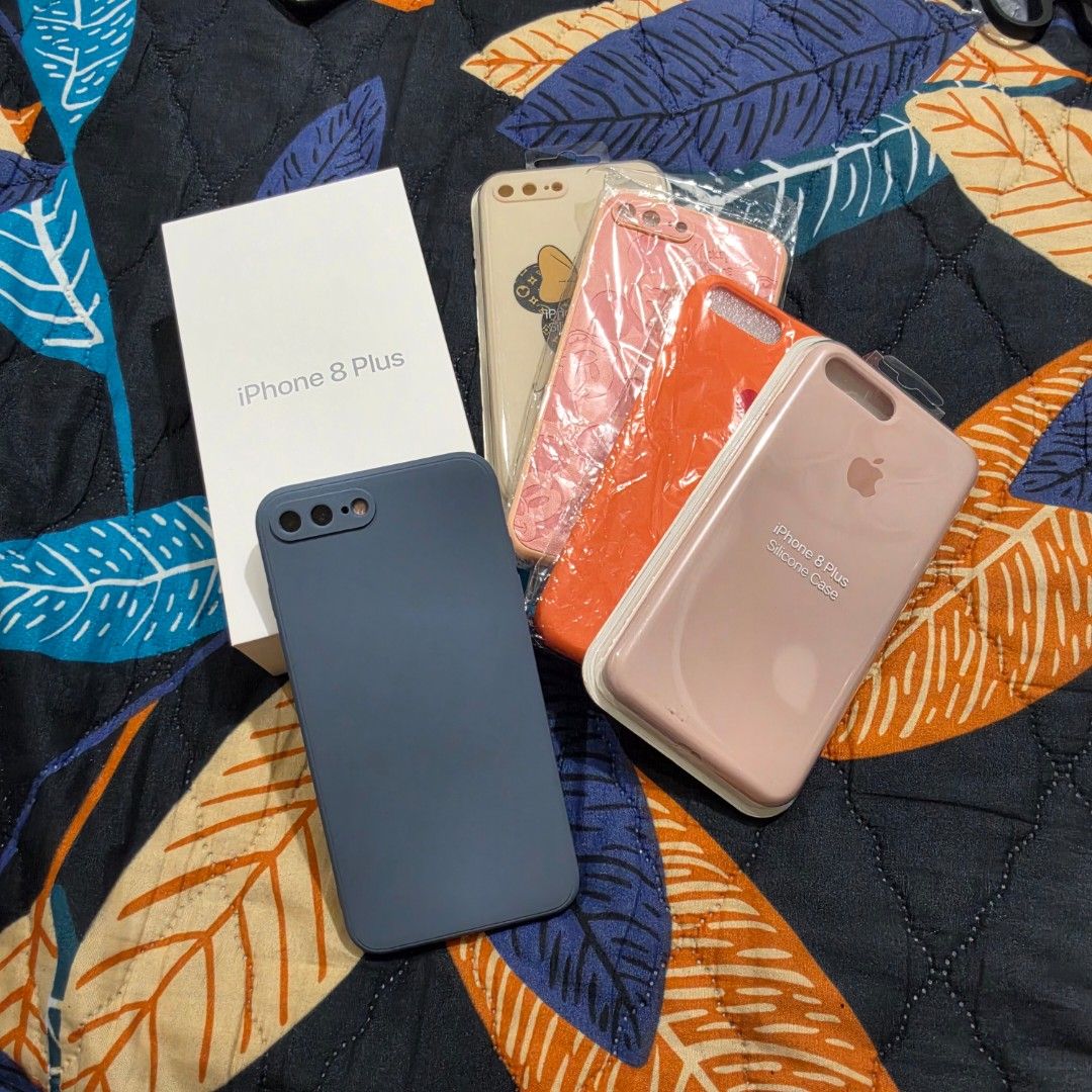 iPhone 8 Plus 64 GB Openline (Must see!) (Category: iPhone 8 Series) located in Pasig City. Submitted by titopaolo (Listing ID 1461796762, Image 3). Description: This is a rosegold 64 GB iPhone 8 Plus, openline and in **pristine, brand new condition**, complete with ✅️ Unused authentic Apple EarPods ✅️ Unused authentic Apple USB Power Adapter ✅️ 5 cases, 1 screen protector, 1 Touch ID button protector -- all unused ✅️ Omni USB A x Lightning charg