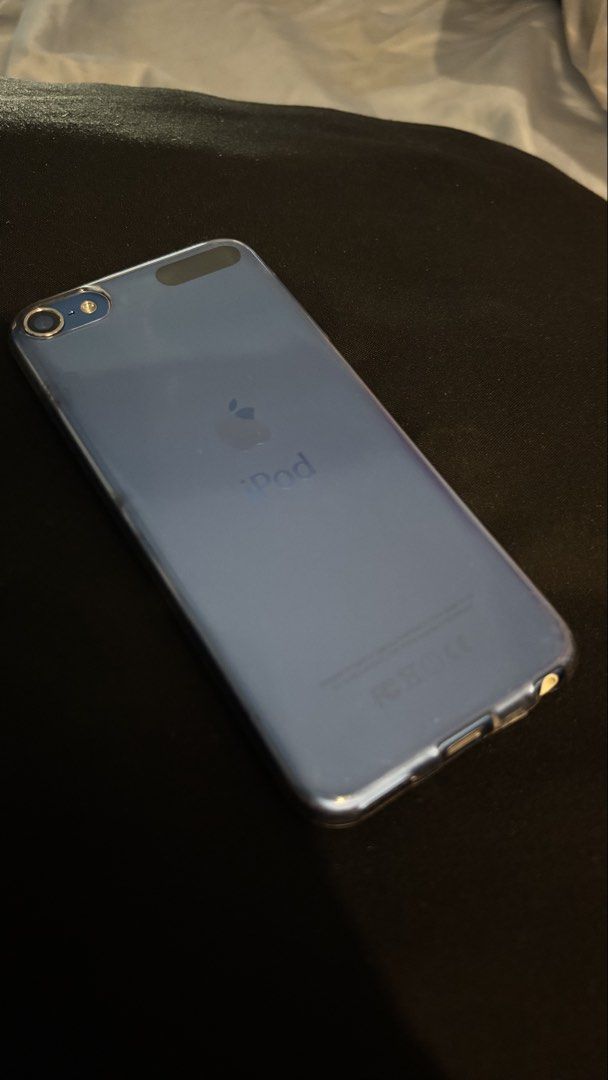 iPod Touch (Category: Other Gadgets) located in Caloocan City. Submitted by thenameissuperboy (Listing ID 1461565373, Image 3). Description: Hello. This is Gen 6 iPod touch. Good for music and other supported apps. I can use instagram here. Please do your own research regarding this device. 32Gb Blue No icloud issue Unit only.