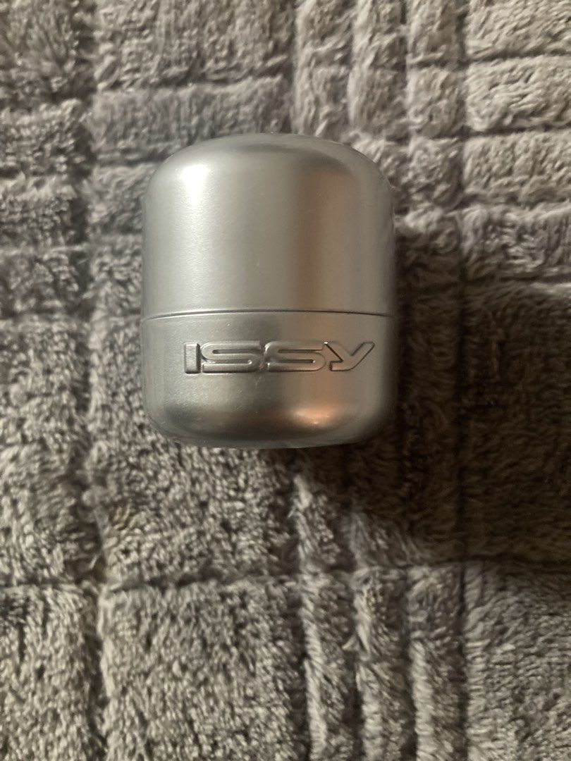Issy Creme Stick Shade Clear (Category: Makeup) located in Makati City. Submitted by wonderfindzs (Listing ID 1461668608, Image 1). Description: Issy creme stick shade clear Loc makati I have past transacs on fb .