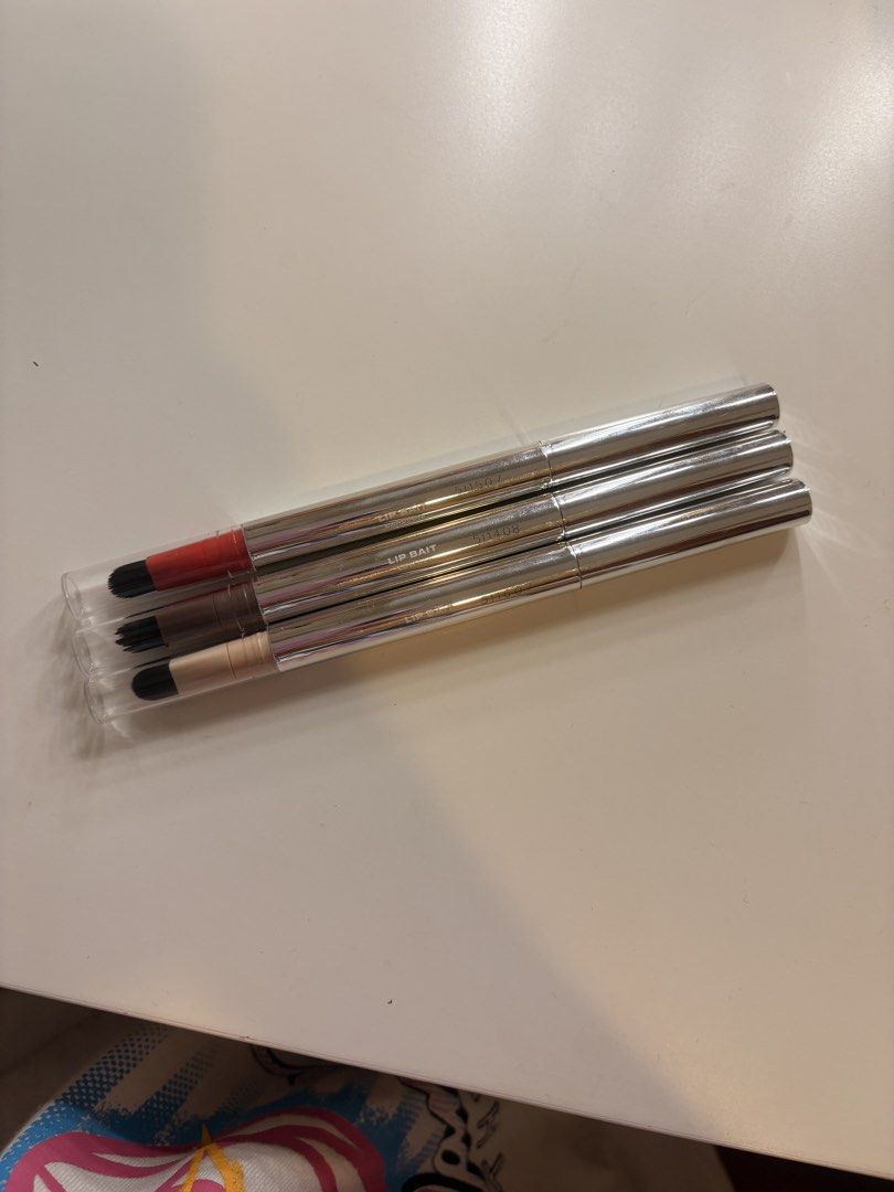 Issy Lip Bait Liner (Category: Makeup) located in Mandaluyong City. Submitted by boopiefinds (Listing ID 1461737974, Image 1). Description: For 3 already Just swatched them Shades: Cardinal, lowkey, pearl.