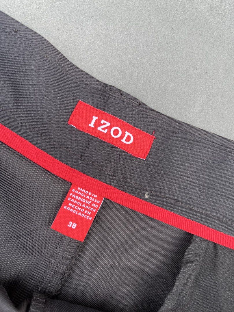 IZOD GOLF SHORT (Category: Shorts) located in Quezon City. Submitted by kentstuff (Listing ID 1461643163, Image 3). Description: IZOD GOLF SHORT Size XL On Tag Waist: 40 Length: 21.5 Leg opening: 13 Condition: Excellent CR: 9.8/10 Issue: ❌ DISCLAIMER: This is a thrifted item. All brands, logos, and trademarks belong to their rightful owners. We’re here to rehome great pieces — no brand affiliation intended.
