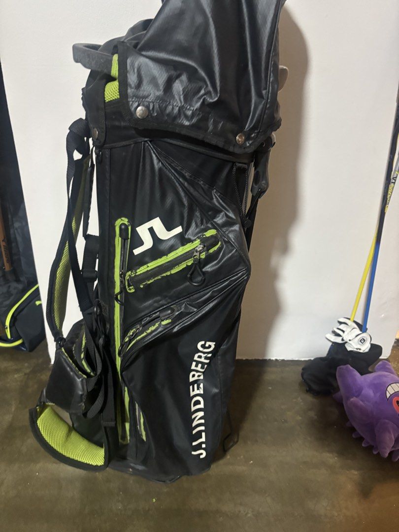 J. Lindeberg Golf Stand Bag (Category: Golf) located in Pasig City. Submitted by odlop (Listing ID 1461562661, Image 2). Description: J Lindeberg Golf Bag See pics for condition Pasig.