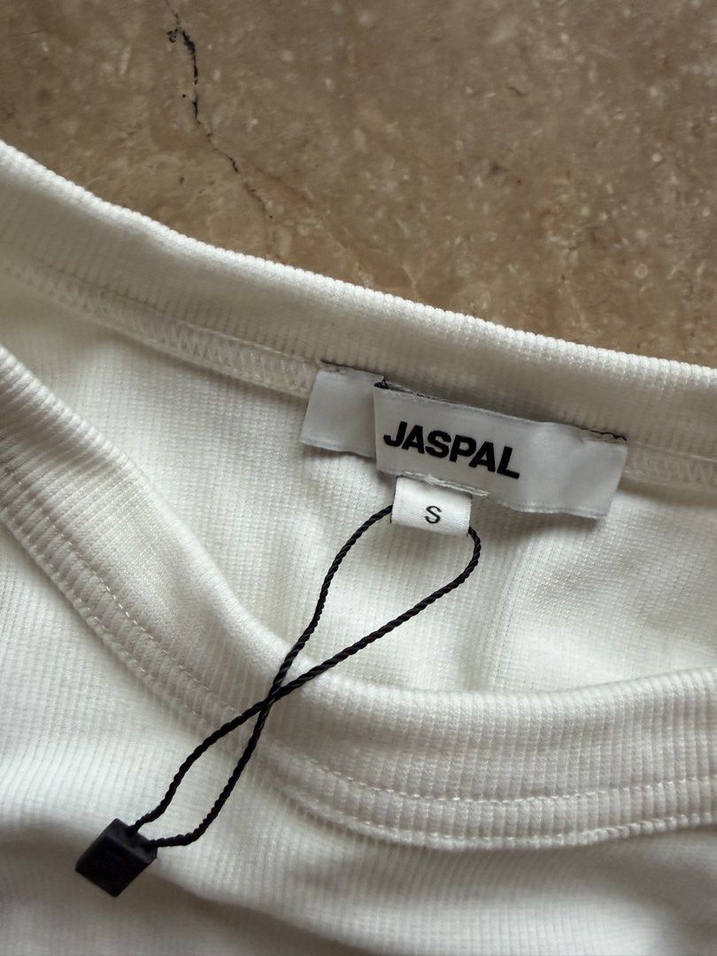 Jaspal White Ribbed Racerback Tank (Category: Others Tops) located in Quezon City. Submitted by tidyup.lara (Listing ID 1461753128, Image 3). Description: Size S Bust 24” Waist 22” Length 17” Condition 9/10: good as new .
