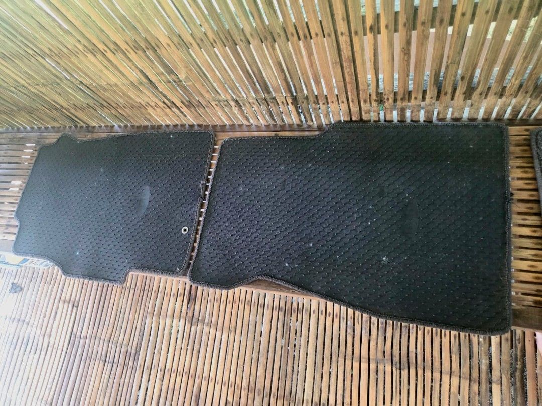 JDM Honda Access Floor Mat set. (Category: Other Automotive Parts and Accessories) located in Quezon City. Submitted by zealcat_b878a9 (Listing ID 1461600228, Image 3). Description: With minimal ripped seams and due to age but its barely noticeable. Buttons and Civic badge still intact. No heel wear. See pics for reference. RFS: Naka tago lang sa garahe. Nabenta na honda wala na pag gagamitan. Location: 📍Meet ups Alaminos or Dagupan City. Can sh
