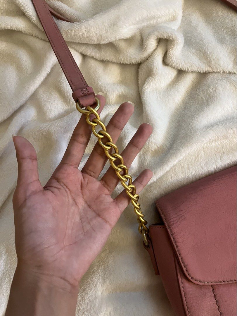 Jill Stuart Pink Crossbody Bag (Category: Luxury Bags & Wallets) located in Rizal. Submitted by vie_apparel (Listing ID 1461623773, Image 3). Description: - Please see next photos for flaws - Comes with a free bag (7th Slide) - MOP: Gcash, Bank Transfer ‼️Payment First ‼️No Cancellation ‼️Buyer will shoulder the sf.